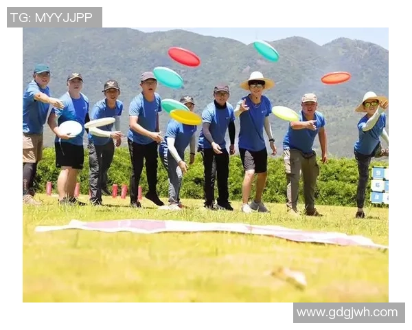 杭州飞盘队与西安飞盘队赛后复盘团队协作的精彩瞬间与经验分享